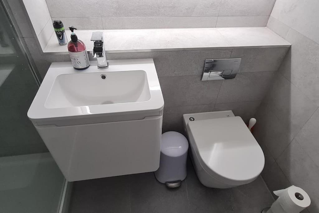 爱丁堡Large 4 Bed公寓 外观 照片